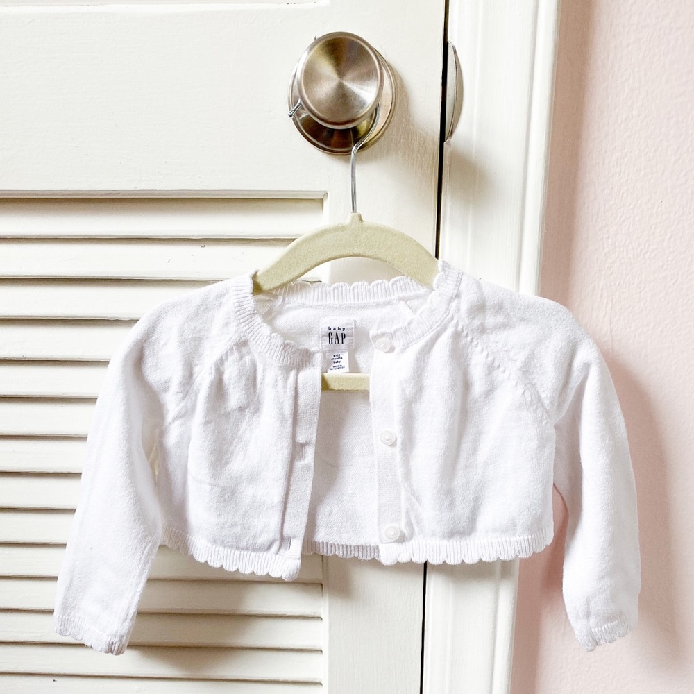 Baby Gap White Scalloped Cropped Cardigan 6-12M